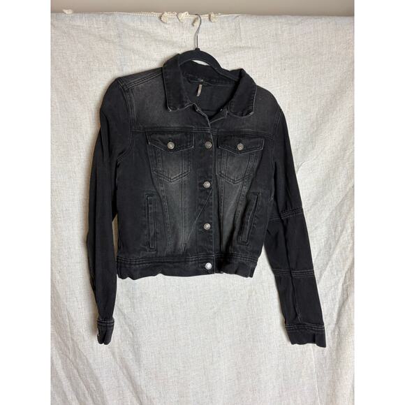 Free People We the Free Rumors Black Denim Jacket Sz. S - Picture 4 of 13